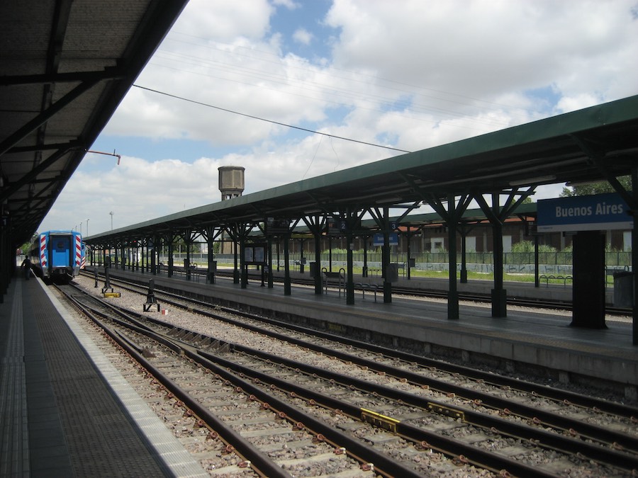 Estacion Buenos Aires Belgrano Sur andenes 03 copia